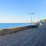 Villa Marina, Sol Y Sal
